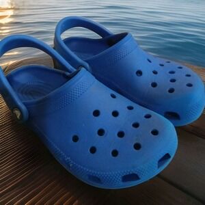 Crocs BLUE Classic Clogs Shoes‎ Unisex Womens 6 and Mens 4